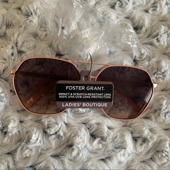 NWT Sunglasses - Picture 4 of 4